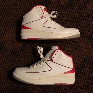 nike jordan retro 2